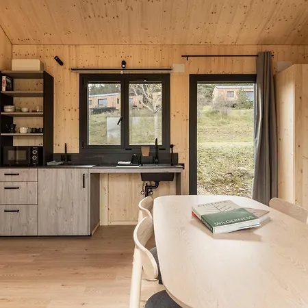 Basecamps Cerdanya Hotel Caixans Exterior photo